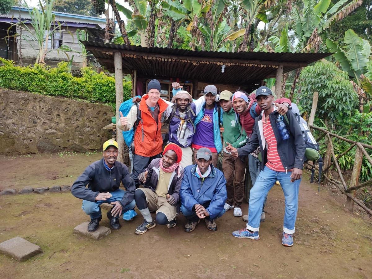 Mai Kilimanjaro Home Stay Marangu Экстерьер фото