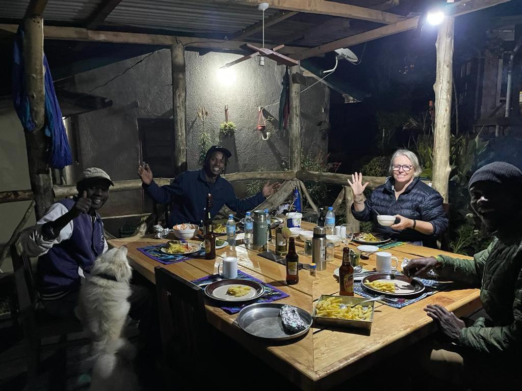 Mai Kilimanjaro Home Stay Marangu Экстерьер фото